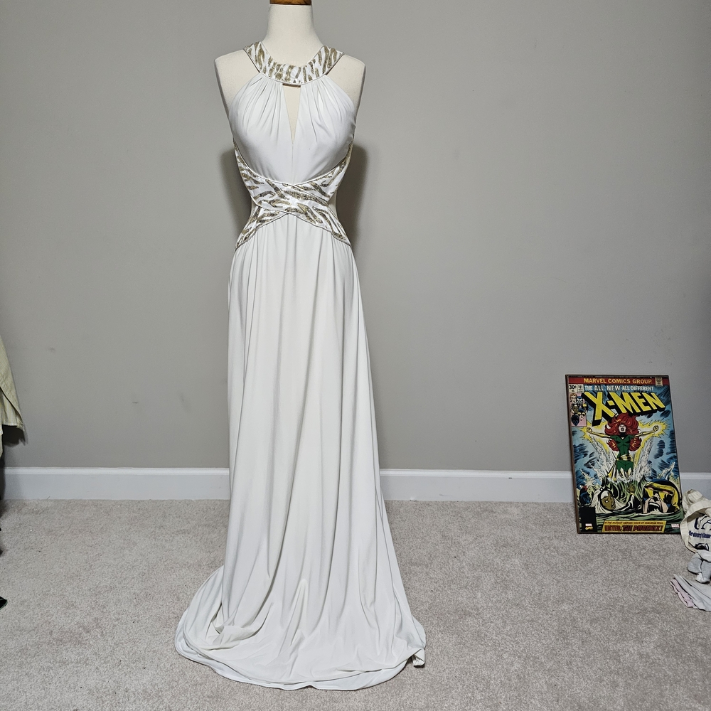 Ignite Evenings White Gold Sequin Formal Gown Prom Dress 10